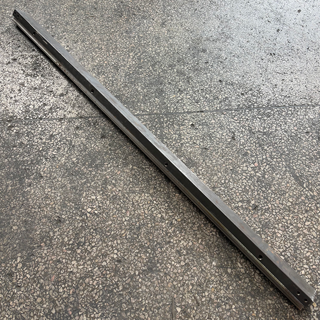 4812064058 Tamper bar for AB500