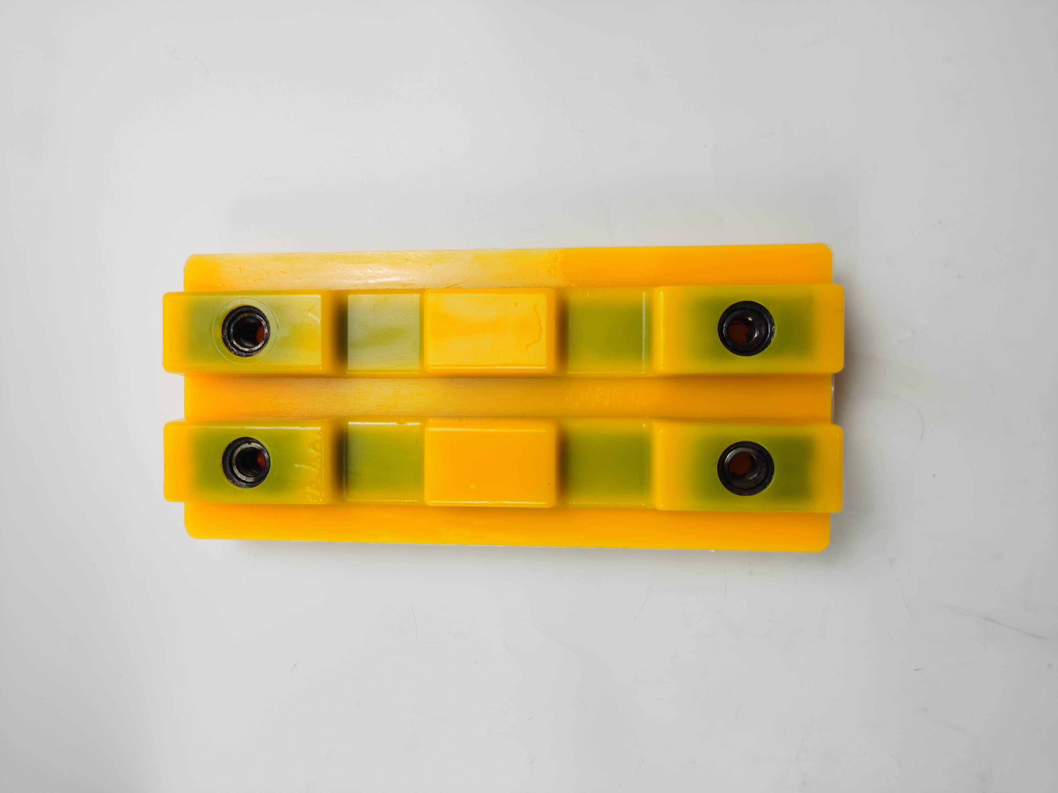 OEM Quality W100 W150 Poly Track Pad 2411111 2102696
